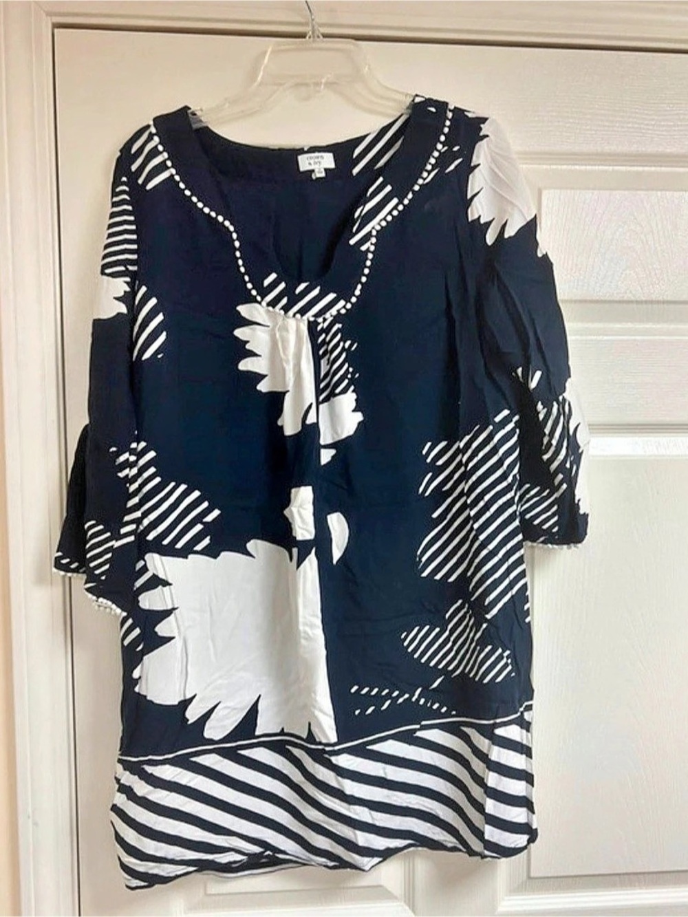Crown & Ivy Navy & White Abstract Tunic